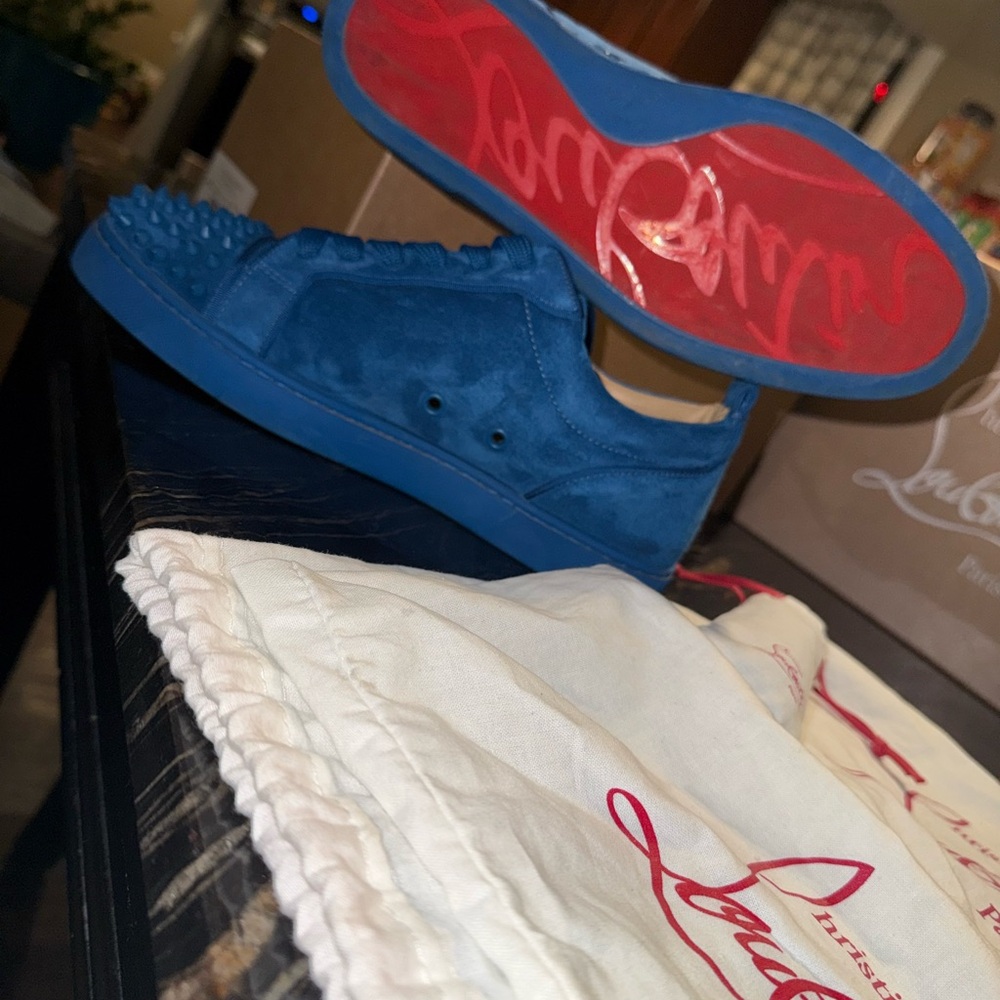 Christian Louboutin almost new (authentic)